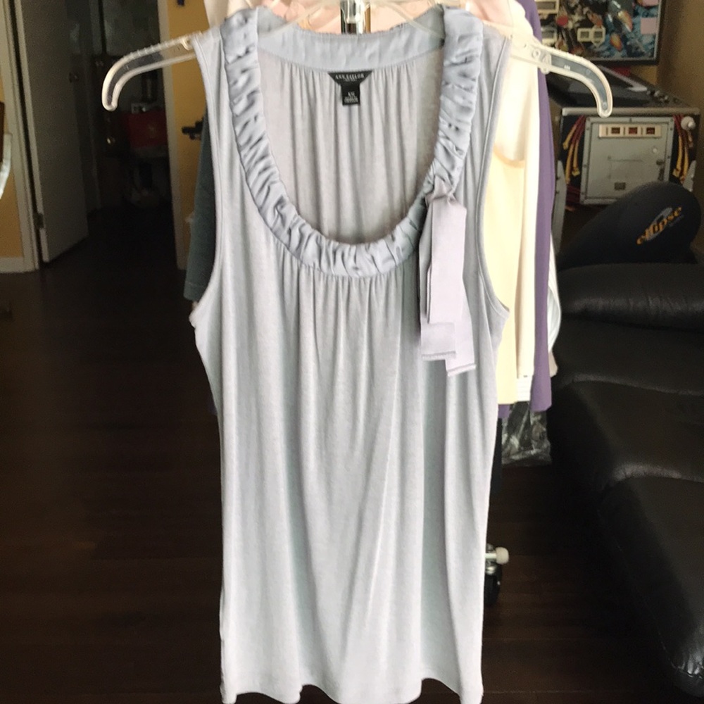 Sleeveless Ann Taylor Shell XS